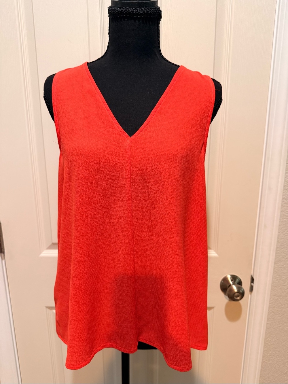 Sans Souci Bright Orange V-Neck Sleeveless Top - Size M
